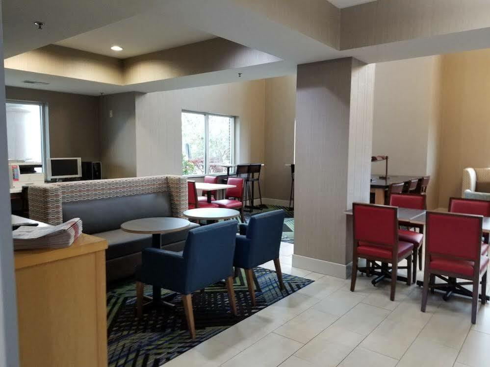 Holiday Inn Express Hotel & Suites Louisville South-Hillview, An Ihg Hotel Luaran gambar